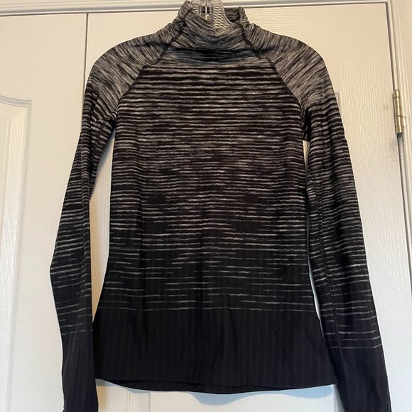 NikePro Hyperwarm Training Top - Picture 3 of 4